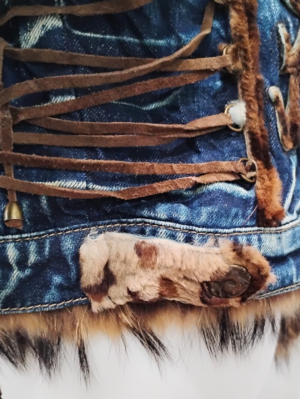 STUNNING FOX TRIMMED JACKET NWOT - Picture 11 of 15